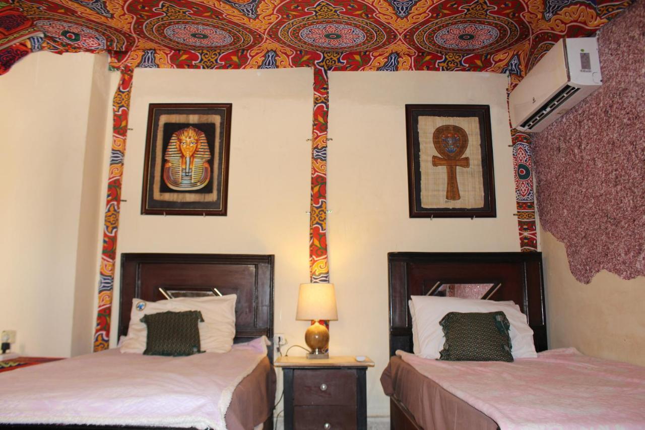 Pyramids Overlook Inn Kafrat al Jabal ภายนอก รูปภาพ